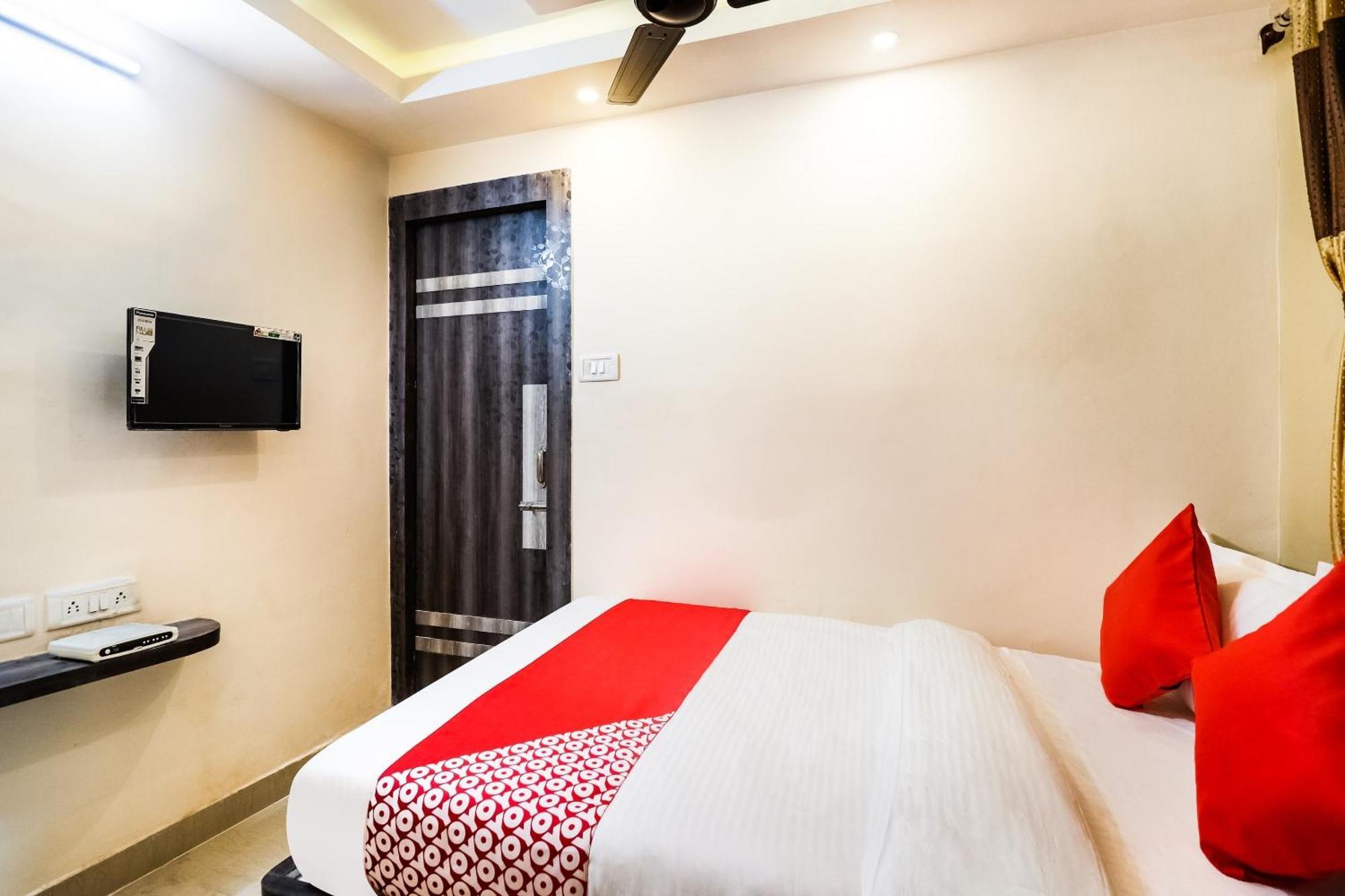 Hotel O Kuber Residency Near Birla Mandir Калькутта Экстерьер фото