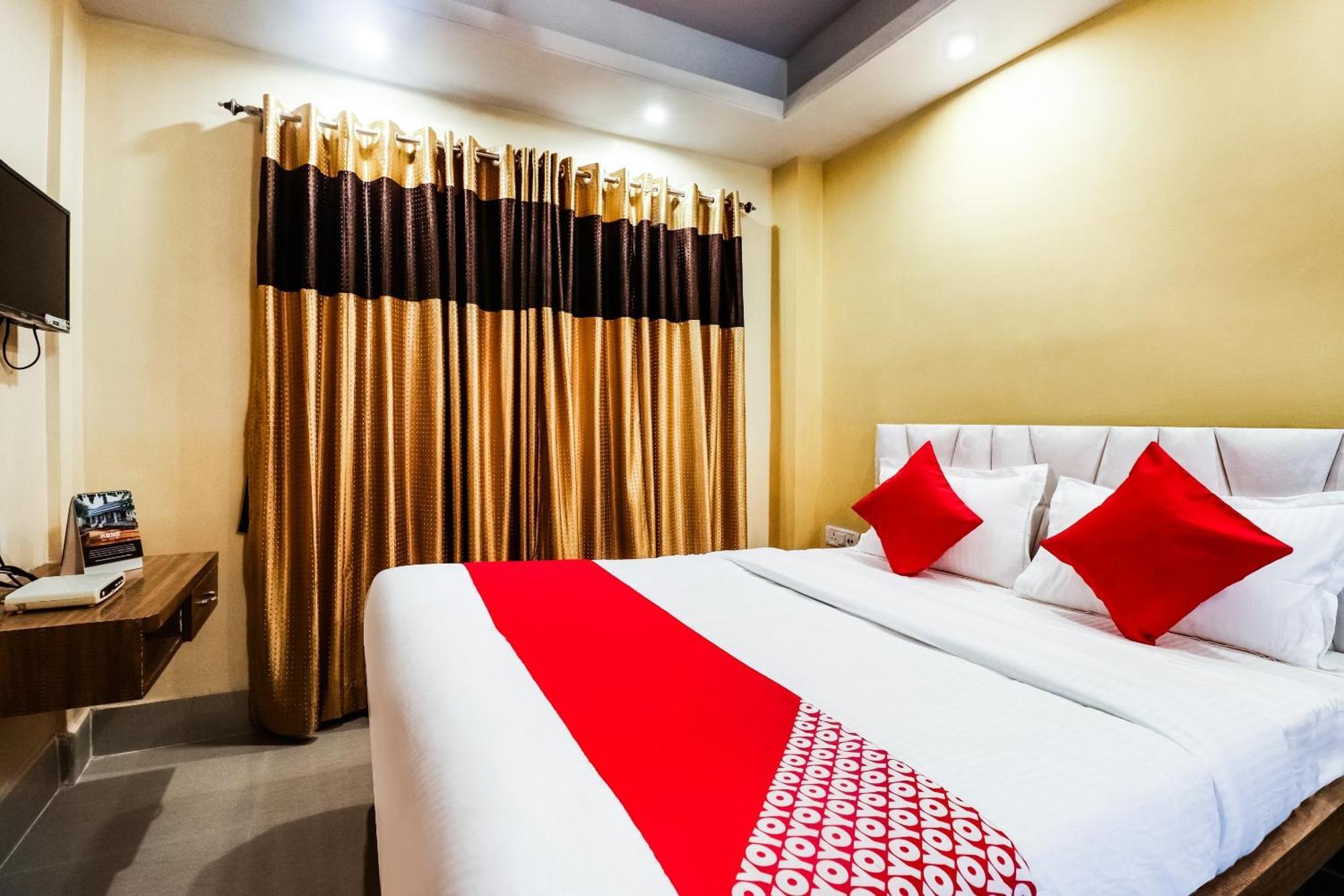 Hotel O Kuber Residency Near Birla Mandir Калькутта Экстерьер фото